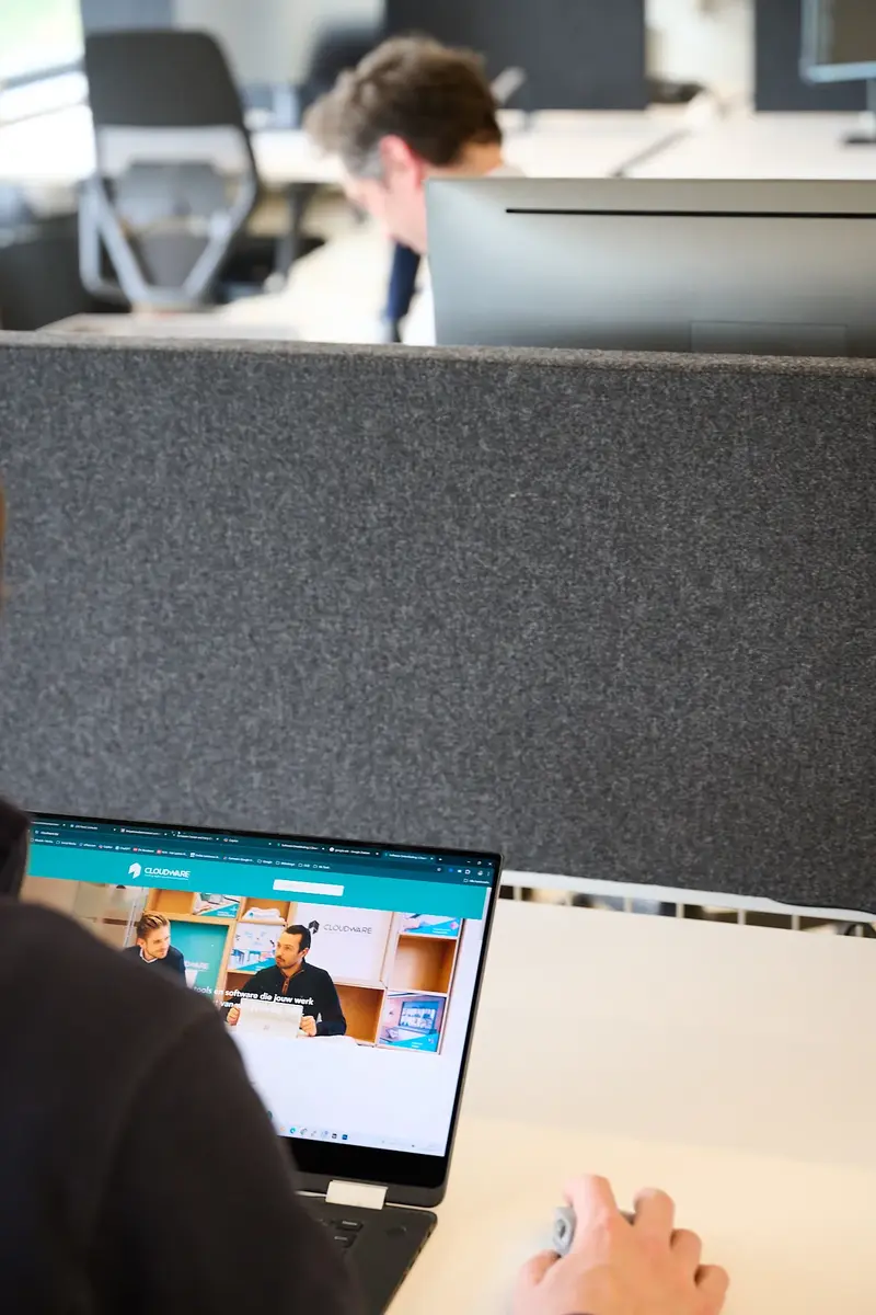 Cloudware reportage