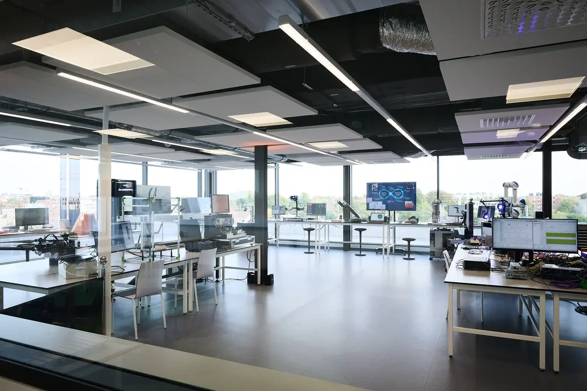 Kulak sfeerbeelden Infinity Lab
